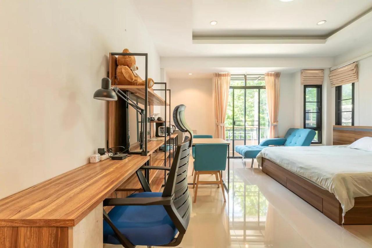 Loft Style Townhouse Near Old City Chiang Mai Exterior foto